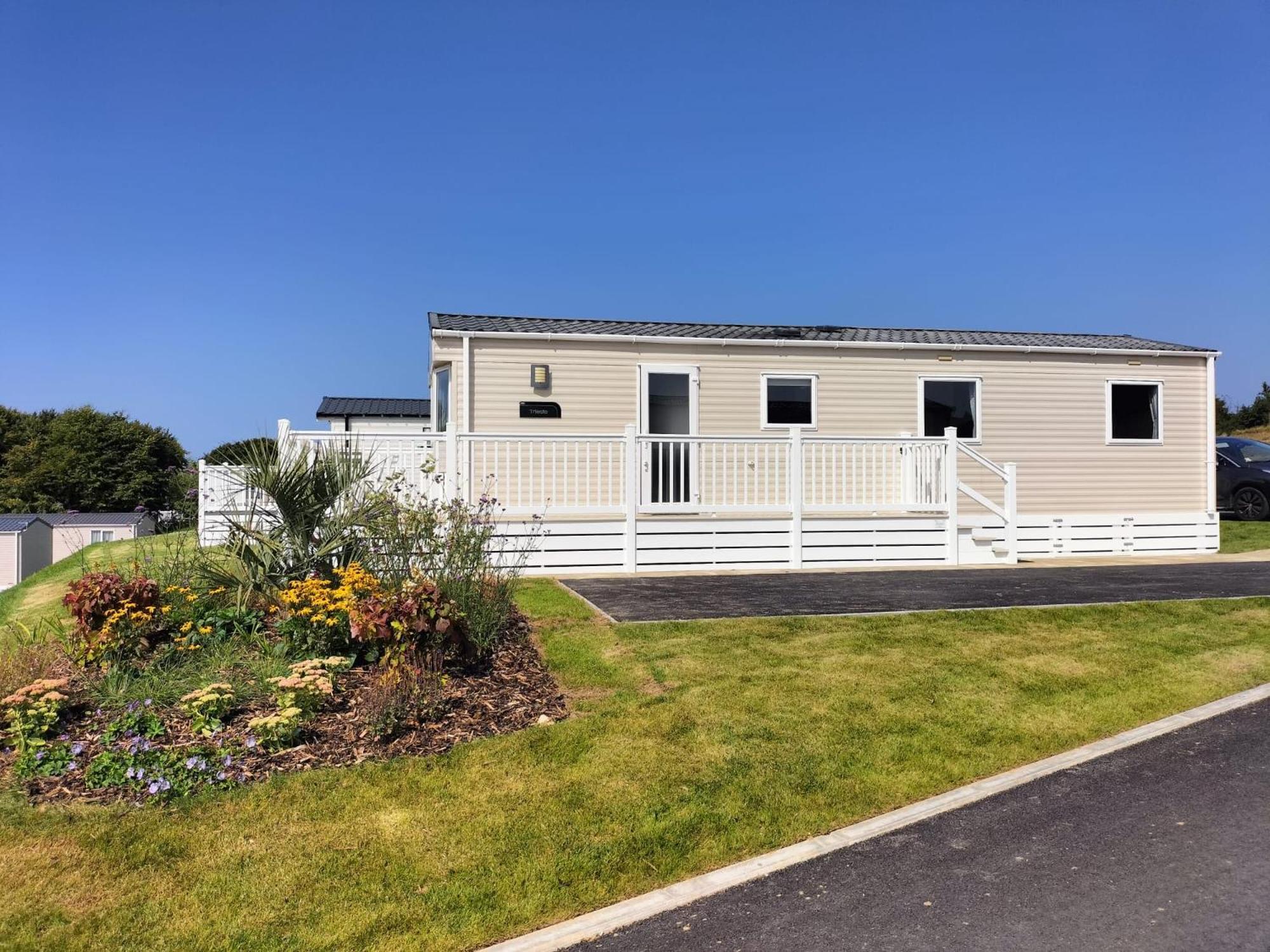 22 Stowford Gardens Combe Martin Apartment Exterior photo